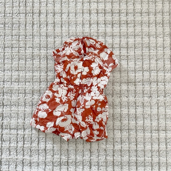 Janie & Jack Tuscan Red Floral Romper - Picture 3 of 4